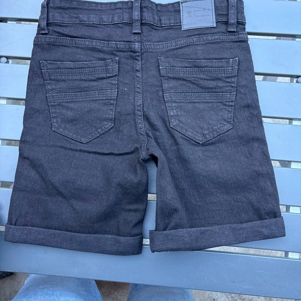 Raw x boys shorts - Picture 2 of 3